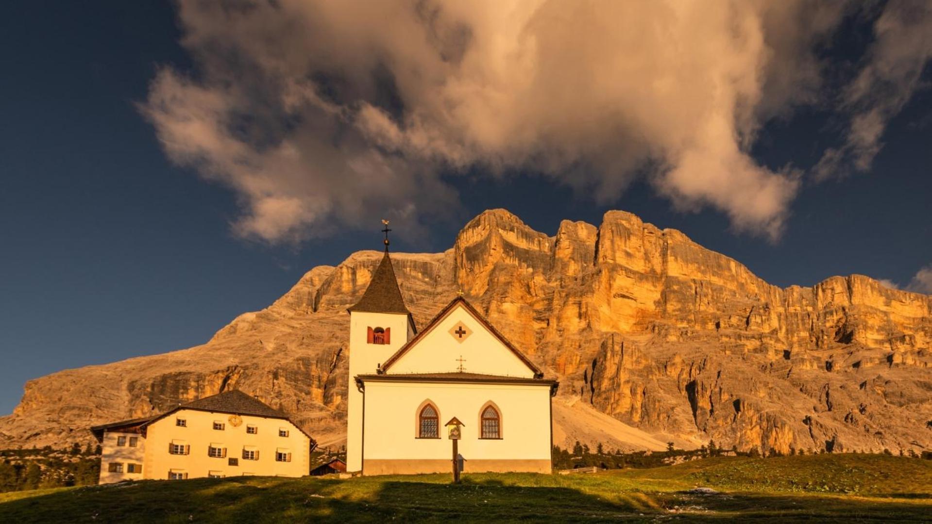 Miraval NaturHotel Badia (South Tyrol) Exterior foto