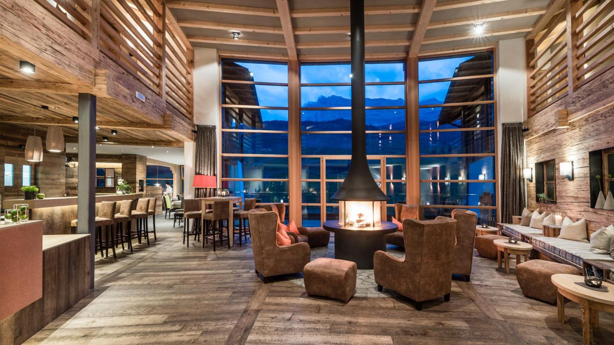 Miraval NaturHotel Badia (South Tyrol) Exterior foto