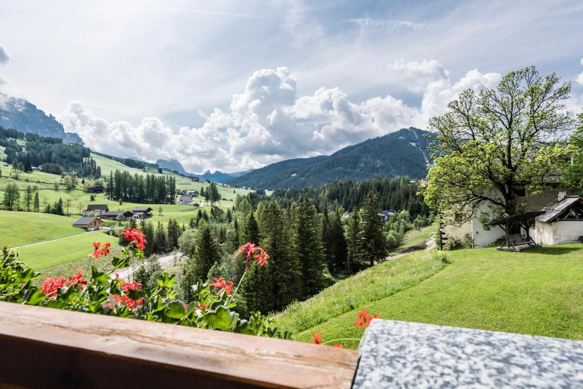 Miraval NaturHotel Badia (South Tyrol) Exterior foto