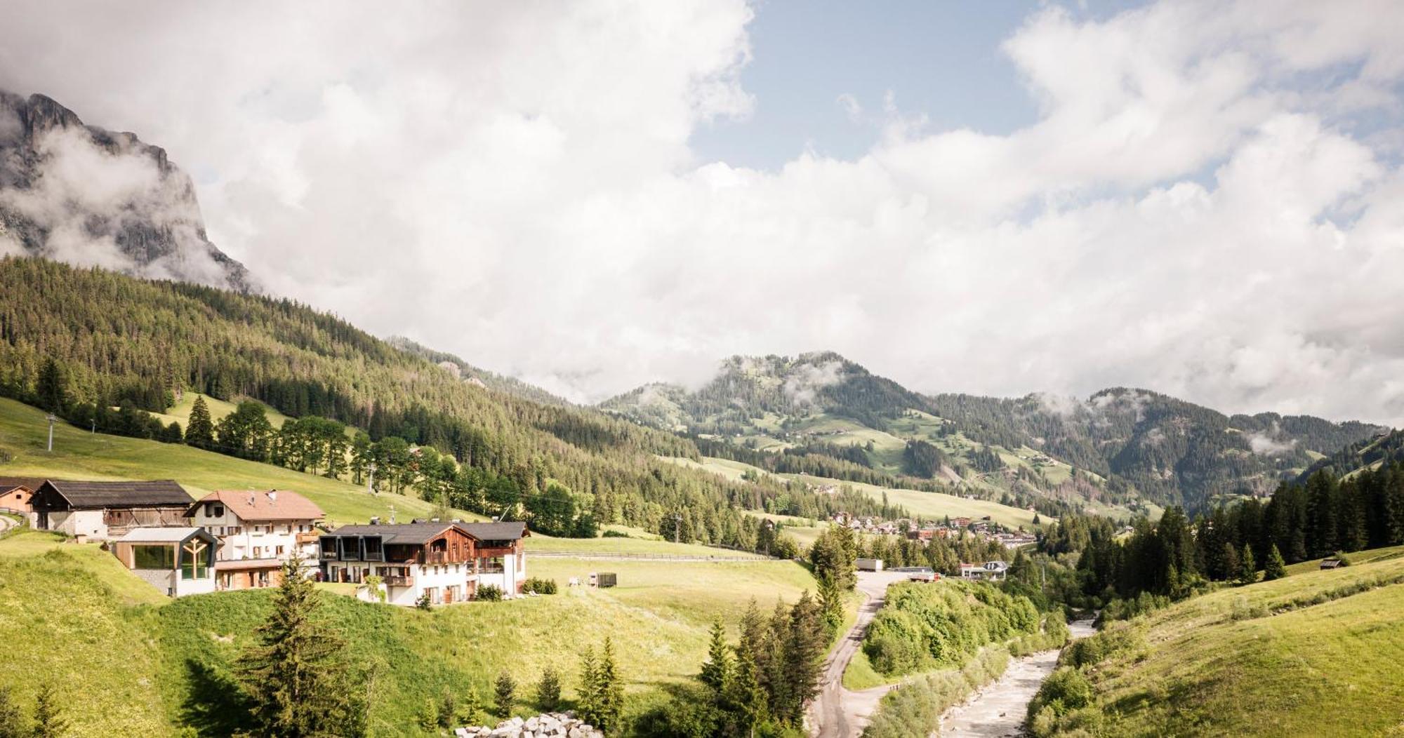 Miraval NaturHotel Badia (South Tyrol) Exterior foto