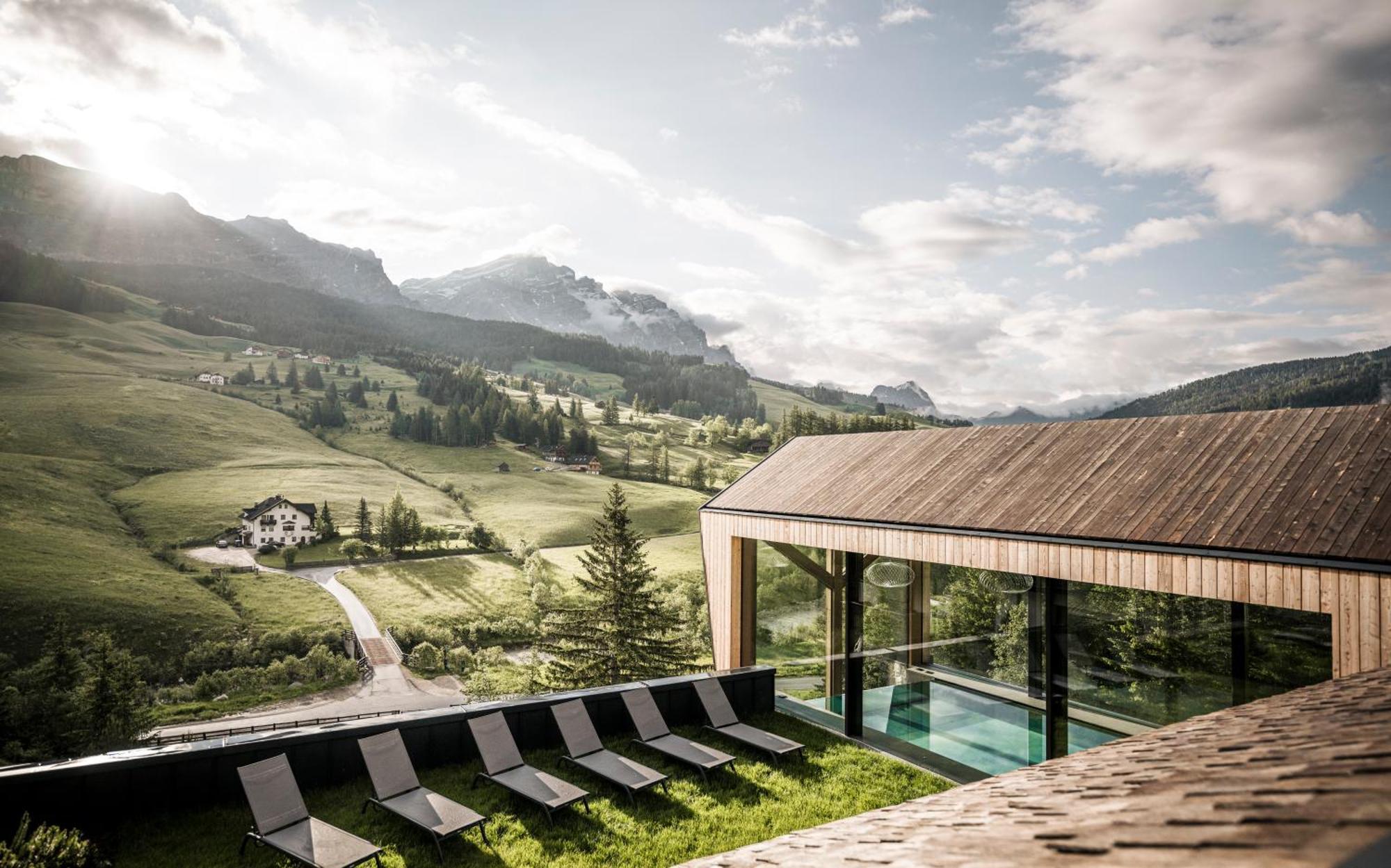Miraval NaturHotel Badia (South Tyrol) Exterior foto